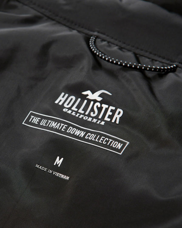 【70%OFF!】 HOLLISTER(ホリスター) ダウンベスト Mサイズ アウター 【70%OFF!】 HOLLISTER(ホリスター) ダウンベスト Mサイズ アウター